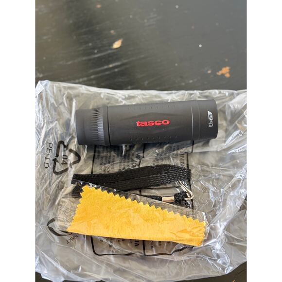 Tasco Monocular Essential 10x25MM Roof Prism 568125 NIB - Picture 4 of 5